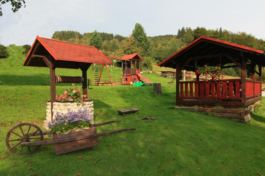 Ubytovani Monika Paseky nad Jizerou Bagian luar foto